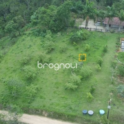 Terreno com 640m², no bairro Centro em São João Batista