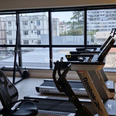 Apartamento com 154m², 4 quartos (sendo 4 suítes), 2 garagens, no bairro Floresta em São José