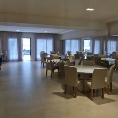 Apartamento com 154m², 4 quartos (sendo 4 suítes), 2 garagens, no bairro Floresta em São José