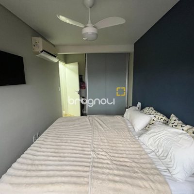 Apartamento com 57m², 2 quartos, 1 garagem, no bairro Barreiros em São José