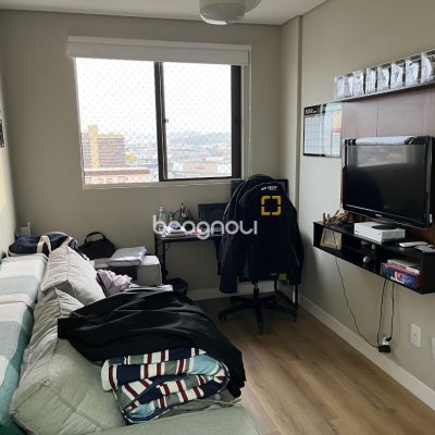 Apartamento com 57m², 2 quartos, 1 garagem, no bairro Barreiros em São José