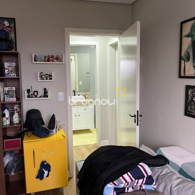 Apartamento com 57m², 2 quartos, 1 garagem, no bairro Barreiros em São José