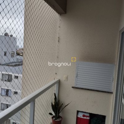 Apartamento com 72m², 2 quartos, 1 garagem, no bairro Ipiranga em São José