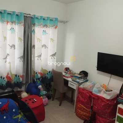Apartamento com 72m², 2 quartos, 1 garagem, no bairro Ipiranga em São José