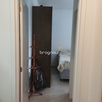 Apartamento com 72m², 2 quartos, 1 garagem, no bairro Ipiranga em São José