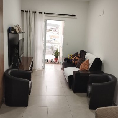 Apartamento com 72m², 2 quartos, 1 garagem, no bairro Ipiranga em São José