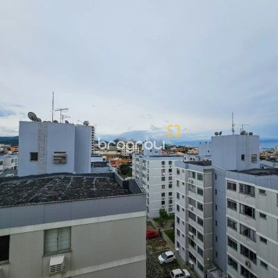 Apartamento com 72m², 2 quartos, 1 garagem, no bairro Ipiranga em São José