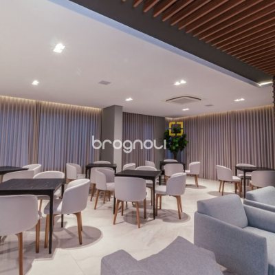 Apartamento com 181m², 3 quartos (sendo 3 suítes), 3 garagens, no bairro Centro em Florianópolis