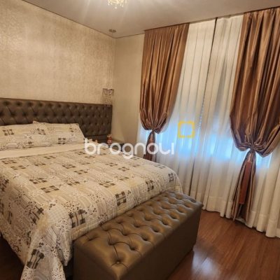 Apartamento com 102m², 3 quartos (sendo 1 suíte), 2 garagens, no bairro Estreito em Florianópolis