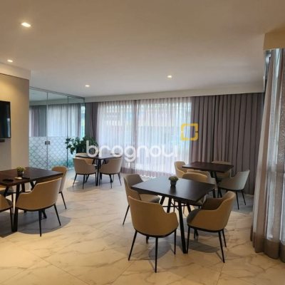 Apartamento com 102m², 3 quartos (sendo 1 suíte), 2 garagens, no bairro Estreito em Florianópolis