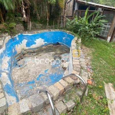 Sítio com 180m², 3 quartos (sendo 1 suíte), no bairro Vargem Grande em Florianópolis