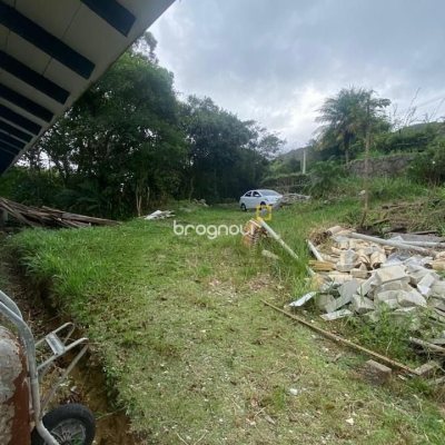 Sítio com 180m², 3 quartos (sendo 1 suíte), no bairro Vargem Grande em Florianópolis