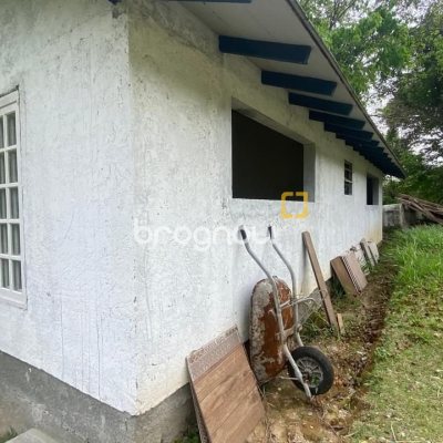 Sítio com 180m², 3 quartos (sendo 1 suíte), no bairro Vargem Grande em Florianópolis