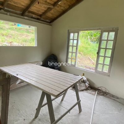 Sítio com 180m², 3 quartos (sendo 1 suíte), no bairro Vargem Grande em Florianópolis