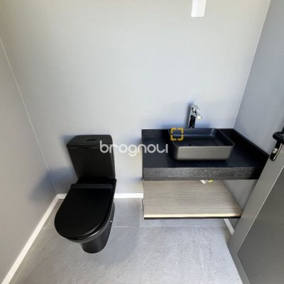Casa de Condomínio com 261m², 4 quartos (sendo 4 suítes), 4 garagens, no bairro Rio Vermelho em Florianópolis