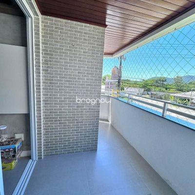 Apartamento com 76m², 3 quartos (sendo 1 suíte), 1 garagem, no bairro Cachoeira do Bom Jesus em Florianópolis
