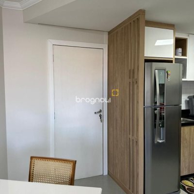 Apartamento com 76m², 3 quartos (sendo 1 suíte), 1 garagem, no bairro Cachoeira do Bom Jesus em Florianópolis
