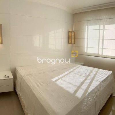 Apartamento com 90m², 3 quartos (sendo 2 suítes), 1 garagem, no bairro Jurerê Internacional em Florianópolis