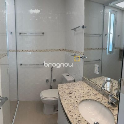 Apartamento com 90m², 3 quartos (sendo 2 suítes), 1 garagem, no bairro Jurerê Internacional em Florianópolis