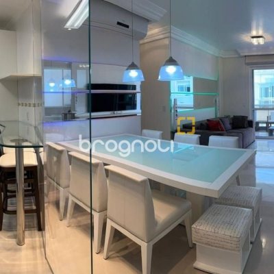Apartamento com 90m², 3 quartos (sendo 2 suítes), 1 garagem, no bairro Jurerê Internacional em Florianópolis