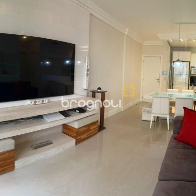 Apartamento com 90m², 3 quartos (sendo 2 suítes), 1 garagem, no bairro Jurerê Internacional em Florianópolis
