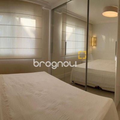 Apartamento com 90m², 3 quartos (sendo 2 suítes), 1 garagem, no bairro Jurerê Internacional em Florianópolis