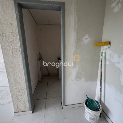 Apartamento com 157m², 4 quartos (sendo 1 suíte), 2 garagens, no bairro Agronômica em Florianópolis