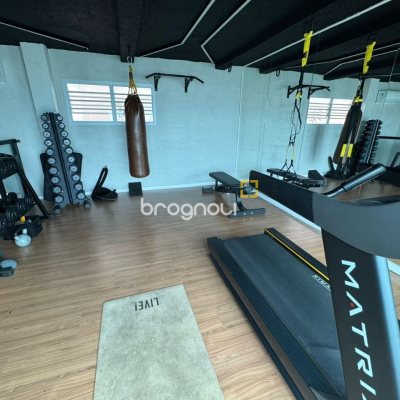 Apartamento com 157m², 4 quartos (sendo 1 suíte), 2 garagens, no bairro Agronômica em Florianópolis