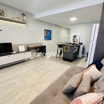 Apartamento com 38m², 1 quarto (sendo 1 suíte), 1 garagem, no bairro Campeche em Florianópolis