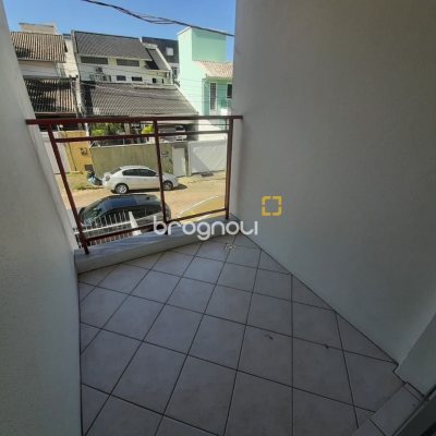 Apartamento com 96m², 3 quartos (sendo 1 suíte), 1 garagem, no bairro Estreito em Florianópolis