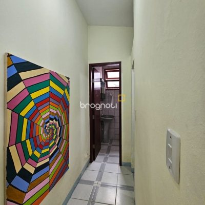 Casa com 249m², 4 quartos (sendo 1 suíte), 4 garagens, no bairro Itaguaçu em Florianópolis
