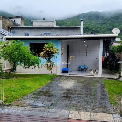Casa com 53m², 2 quartos, 1 garagem, no bairro Vargem do Bom Jesus em Florianópolis
