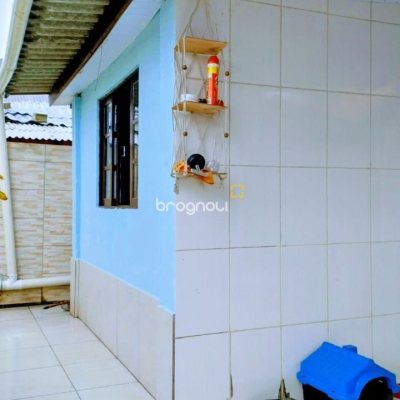 Casa com 53m², 2 quartos, 1 garagem, no bairro Vargem do Bom Jesus em Florianópolis
