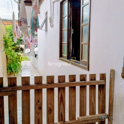 Casa com 53m², 2 quartos, 1 garagem, no bairro Vargem do Bom Jesus em Florianópolis