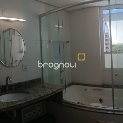 Apartamento com 108m², 4 quartos (sendo 1 suíte), 2 garagens, no bairro Beira Mar Norte em Florianópolis