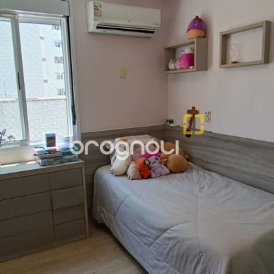 Apartamento com 108m², 4 quartos (sendo 1 suíte), 2 garagens, no bairro Beira Mar Norte em Florianópolis