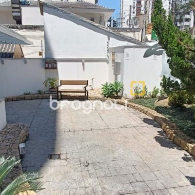 Apartamento com 108m², 4 quartos (sendo 1 suíte), 2 garagens, no bairro Beira Mar Norte em Florianópolis