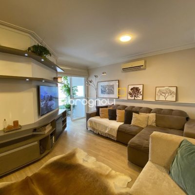Apartamento com 108m², 4 quartos (sendo 1 suíte), 2 garagens, no bairro Beira Mar Norte em Florianópolis