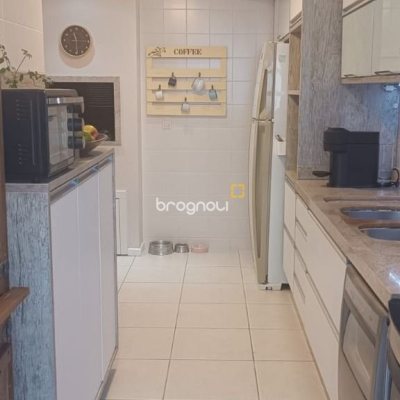 Apartamento com 108m², 4 quartos (sendo 1 suíte), 2 garagens, no bairro Beira Mar Norte em Florianópolis