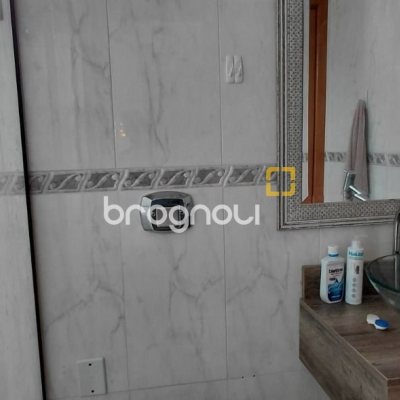 Apartamento com 93m², 3 quartos (sendo 1 suíte), 1 garagem, no bairro Centro em Florianópolis