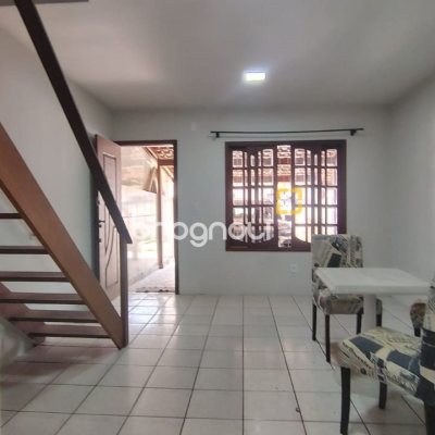 Casa com 85m², 2 quartos (sendo 1 suíte), 1 garagem, no bairro Ingleses em Florianópolis