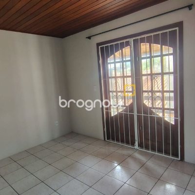 Casa com 85m², 2 quartos (sendo 1 suíte), 1 garagem, no bairro Ingleses em Florianópolis