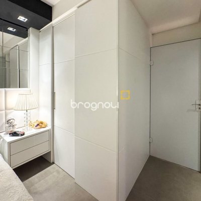 Apartamento com 68m², 2 quartos (sendo 1 suíte), 2 garagens, no bairro Itacorubi em Florianópolis