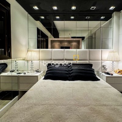 Apartamento com 68m², 2 quartos (sendo 1 suíte), 2 garagens, no bairro Itacorubi em Florianópolis