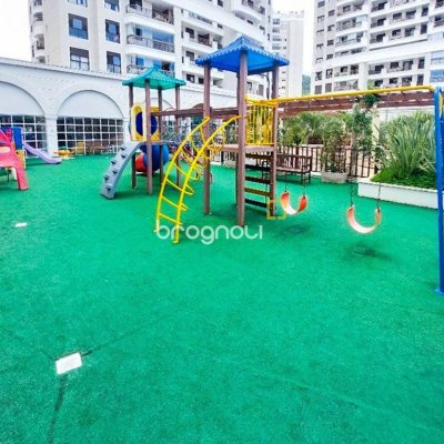 Apartamento com 68m², 2 quartos (sendo 1 suíte), 2 garagens, no bairro Itacorubi em Florianópolis