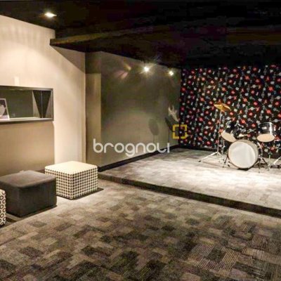 Apartamento com 68m², 2 quartos (sendo 1 suíte), 2 garagens, no bairro Itacorubi em Florianópolis