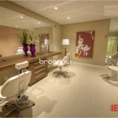 Apartamento com 68m², 2 quartos (sendo 1 suíte), 2 garagens, no bairro Itacorubi em Florianópolis