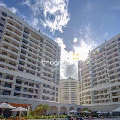 Apartamento com 68m², 2 quartos (sendo 1 suíte), 2 garagens, no bairro Itacorubi em Florianópolis