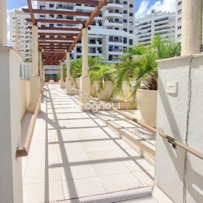 Apartamento com 68m², 2 quartos (sendo 1 suíte), 2 garagens, no bairro Itacorubi em Florianópolis