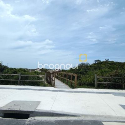 Apartamento com 70m², 2 quartos (sendo 1 suíte), 1 garagem, no bairro Ingleses em Florianópolis